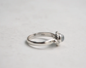 Anillo de aniversario de bodas con piedras preciosas clásicas de Plata de Ley 925 elegante banda de piedra lunar arcoíris cristiano ecológico perfecto - Product Image 4