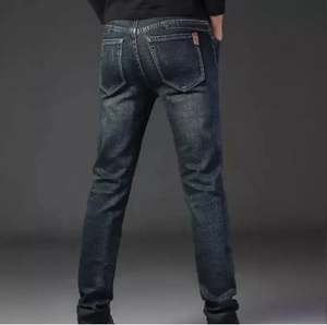 Pantalons en jean pour hommes de marque en gros, design droit, vêtements de rue tendance, jean respirant pour hommes - Product Image 5