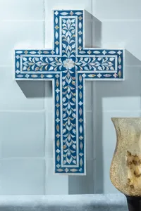 Croix murale suspendue en bois incrusté de serpillière de haute qualité, fabrication artisanale provenant du Vietnam, pour la décoration de la maison - Product Image 6