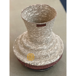 Maceta Decorativa Artesanal ATICUE de 8x15 Pulgadas con Forma de Surahi, Cesta Multiusos para Plantas - Product Image 4