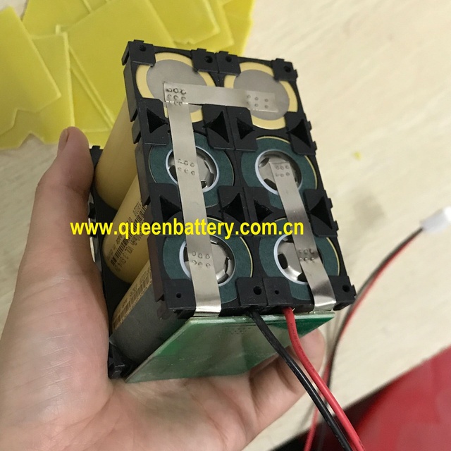 Queenbattery 12V 12.6V 11.1V 10.8V 3S2P 26650 QB26650 5000mAh 5AH for E-scooter E Bike Robotics Emergency Backup Power Robots