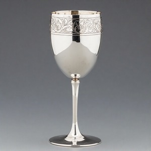 Calice à vin en métal orné de la grâce divine SacredTouch gobelet de finition antique traditionnelle pour les rituels religieux et les autels d'église - Product Image 6