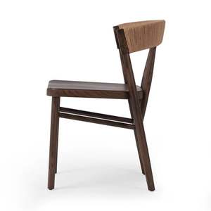 Chaise de salle à manger moderne Cadre en bois de teck massif avec dossier en rotin tissé de haute qualité pour une utilisation intérieure et extérieure - Product Image 4