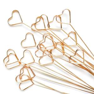 Coeurs argentés modernes en métal à motifs floraux 6 pièces porte-cartes pour lieu de fête de mariage Clips porte-cartes à fleurs pour événements - Product Image 5