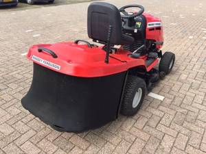Cortadora de Césped Massey Ferguson Nueva y Usada con Plataforma de Corte Reforzada para Parques, Campos de Golf y Jardines Grandes - Product Image 3