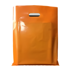 Bolsas de plástico PE troqueladas personalizadas con asa, embalaje de regalo de vacaciones que cambia de Color para enviar prendas al por mayor desde la fábrica - Product Image 5