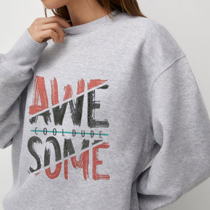 Sweat à capuche oversize de haute qualité pour femme, collection Hiver 2026, manches longues, style streetwear, uni avec broderie frontale personnalisable - Product Image 3