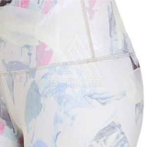 2024 Top Trending Super Soft Lightweight Solid <b>Pattern</b> Yoga <b>Leggings</b> for <b>Women</b> Elastic Waist Mid-Waist for Outdoor Activities - Product Image 5