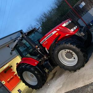 Tracteur agricole Massey Ferguson 7618 70 CV 4RM avec pompe à vendre – Livraison rapide, qualité supérieure, prix de gros pour les professionnels - Product Image 2