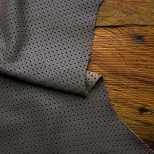 Peau de cuir perforée grise de qualité supérieure disponible en 1 à 22 pieds carrés pour les produits en cuir personnalisés - Product Image 2