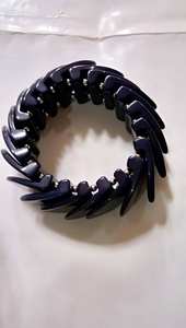 Colección de brazaletes de resina coloridos y elegantes modernos para celebraciones festivas, brazalete de resina de diseño de moda para mujeres y niñas - Product Image 2