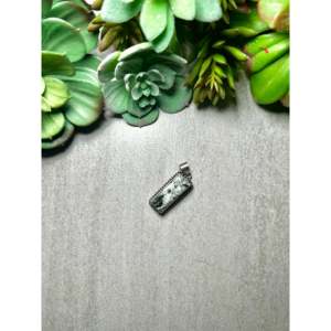 จี้สก็อตต์ สกีท ไวท์ บัฟฟาโลและเงินสเตอร์ลิง พร้อมเทคโนโลยีการฝังแบบ Bezel Setting - Product Image 4
