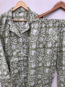 Ensemble pyjama femme, motif floral indien, ensemble pyjama imprimé, tenue de nuit, tenue de soirée, cadeau de Noël pour elle - Product Image 2