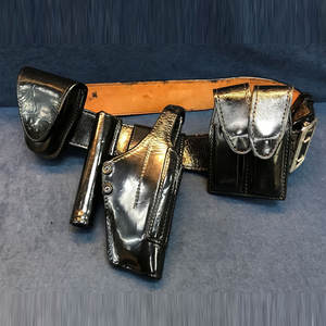 เข็มขัดหนังอเนกประสงค์สำหรับพกพาทุกวันพร้อมสายรัดที่สามารถปรับได้และโครงสร้างแข็งแรงทนทาน - Product Image 1