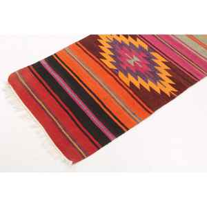 Alfombra Turca de 2x9.4 pies (61x286 cm), Alfombra de Lana Roja Vintage con Diseño de Camuflaje - Product Image 2