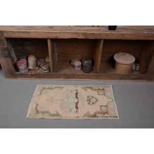 Alfombra turca vintage de 1,6x2,9 pies, tejido plano de lana azul beige con patrón de retazos para decoración de sala de estar o uso en el pasillo - Product Image 4