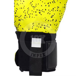 Guantes de portero medianos personalizados Diseña tus guantes de portero Guantes de portero de buena calidad - Product Image 6