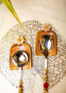 Juego de cucharas de acero inoxidable de lujo, vajilla de diseño moderno para el hogar, hoteles y restaurantes, disponible con calidad y precio de exportación. - Product Image 2