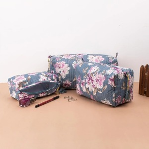 Vintage Style Handmade Block Printed Cotton Zipper Pouch Case Eco-Friendly Durable Water Resistant Travel Makeup Storage - Product Image 2