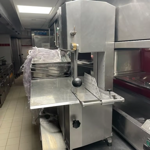 Sierra para huesos, altura de corte 230 mm, Mado MKB 749, la mejor sierra comercial para procesamiento de carne y huesos, equipo para procesamiento de carne y huesos. - Product Image 1