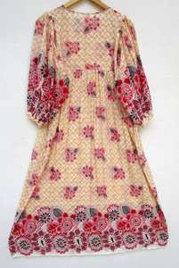 Meilleures ventes Design floral rayonne solide A-ligne longues robes Maxi pour l'été porter des femmes bouton décoration pour les exportateurs indiens - Product Image 3