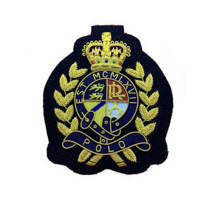 Insigne de club fait main de haute qualité lingot brodé et métal à coudre avec décoration en dentelle - Product Image 5