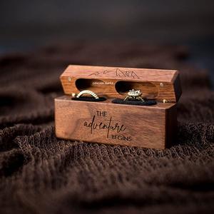 Caja de soporte de anillo doble de madera de mango para compromiso y propuesta Estuche de joyería de madera hecho a mano para 2 anillos - Product Image 5