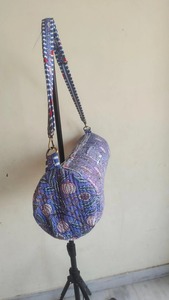 Bolsa de esterilla de Yoga de lujo de algodón ecológico hecha a mano india, bolsa de gimnasio duradera y espaciosa, correa de hombro ligera para mujer a la moda - Product Image 4