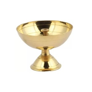 Diya indio de latón estándar superior para la decoración del templo y Diwali Piyali Diya forma de cuenco de latón Diya del fabricante indio - Product Image 4
