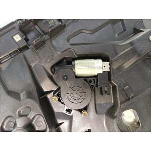 Mecanismo de elevación del parabrisas delantero. DX MAZDA 3 Sedan Serie BP4K58590A Y603 (03>09) - Product Image 2