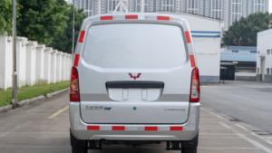 Minivan Wulling China 2025 con Autonomía de 300 km con Motor Eléctrico, Tracción en 2 Ruedas y Batería de 30 kWh - Product Image 4