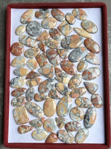 Maligano Jasper Cabujones sueltos Pulido a mano Flatbacks naturales Precio al por mayor para la fabricación de joyas - Product Image 4