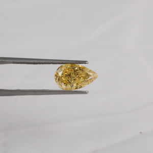Diamants jaunes synthétiques de laboratoire 3.0 CT VS1-VS2, taille poire fantaisie vif, certifiés IGI, en vrac - Product Image 2