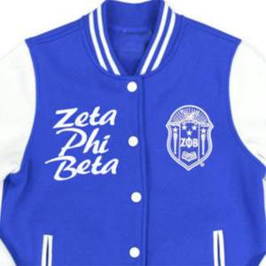 Veste polaire ZPB-Blanc et bleu royal | 60% coton 40% polyester | Veste Zeta Phi Beta avec logo brodé sur le devant et impression - Product Image 6