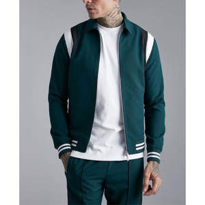 Veste universitaire de haute qualité avec logo personnalisé, veste d'hiver chaude et respirante, style uni, fabricant OEM - Product Image 4