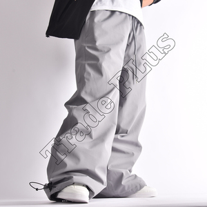 Pantalones de Nieve Impermeables Grises de Alto Rendimiento con Ajuste Holgado, Cintura con Cordón Ajustable, Dobladillo Ajustable y Aislamiento Térmico para Invierno - Product Image 2
