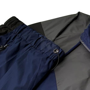 Ensemble survêtement décontracté à capuche pour homme, design OEM, coupe-vent uni, deux pièces, logo personnalisé - Product Image 5