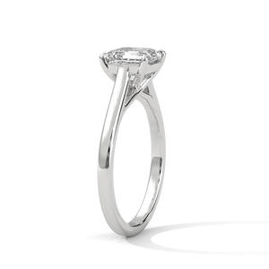 Bague de fiançailles en argent sterling 925 Asscher Cut VVS Moissanite Diamond Timeless Everyday Wear pour un anniversaire de fête de mariage - Product Image 3