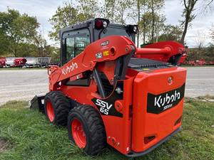 รถตักล้อยางคุณภาพสูง Kubota SSV65PHRC พร้อมประตูหน้าแบบเลื่อนที่เป็นเอกลักษณ์สำหรับพื้นที่ทำงานแคบ วางจำหน่ายแล้ววันนี้ - Product Image 6