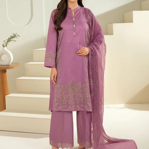 Graceful Pakistani Premium Lawn Fabric Shalwar Kameez Dupatta Saree para mujer con estampados vibrantes y encaje - Product Image 1