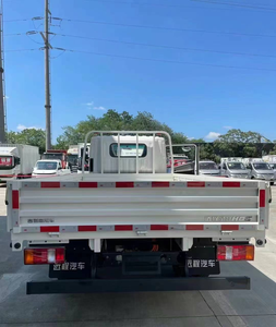 Camión Ligero de Plataforma Eléctrica Pura, Batería de 100.46 kWh, Vehículo de Carga EV de Nueva Energía, Camión de Transporte Ligero - Product Image 2