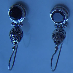 Pendiente negro mar plata Pendiente de plata Concha pendiente redondo negro hecho de plata forma piedra negra - Product Image 2