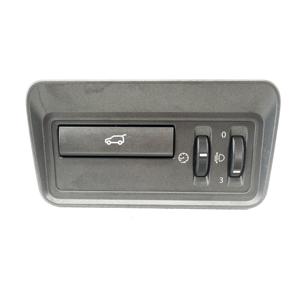 Bouton de verrouillage de hayon arrière LAND ROVER Range Rover Evoque 1ère série BJ32-11654-AB (11>) - Product Image 1