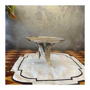 รูปลักษณ์ใหม่พร้อมแท่นวางเค้กทำด้วยมือโลหะสำหรับวันเกิดผู้ผลิตและส่งออกทำจากโลหะ - Product Image 5