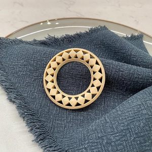 Anneaux de serviette ronds en bois de Style Boho décor de Table cercle évidé pour les mariages fêtes tables à manger de noël - Product Image 3