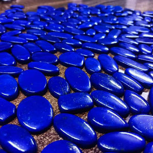 Materiales semipreciosos naturales de cabujón azul de lapones sueltos de tamaño personalizado de alta calidad para la fabricación de joyas - Product Image 1