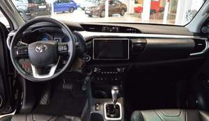 Pick-up double cabine diesel 2.4L 4 cylindres Hilux 2016 d'occasion de qualité industrielle, conduite à gauche, avec garantie de 3 ans, origine américaine - Product Image 3