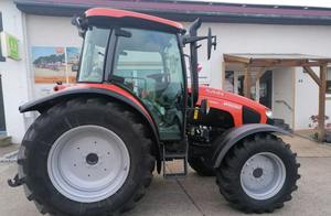 รถแทรกเตอร์คูโบต้า M5092 |   รถแทรกเตอร์ดีเซล 92 แรงม้า ขับเคลื่อน 4 ล้อ สำหรับงานเกษตรหนัก - Product Image 2