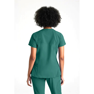 Uniformes de hospital rojos cómodos OEM 2025 para mujeres de Color blanco uniformes de enfermería uniforme de Spa de manga corta suave - Product Image 2