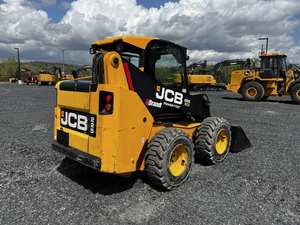 Minicargadora JCB 225 de 2016 con Motor Mitsubishi - Capacidad de Carga de 8 Toneladas, Alta Eficiencia, Diseñada para Mayor Resistencia - Product Image 4